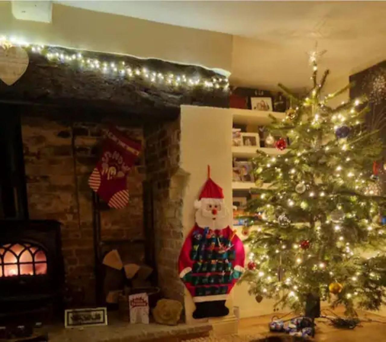 Jackdaw Cottage-Beautiful Cottage, Town Centre Wimborne Minster Buitenkant foto
